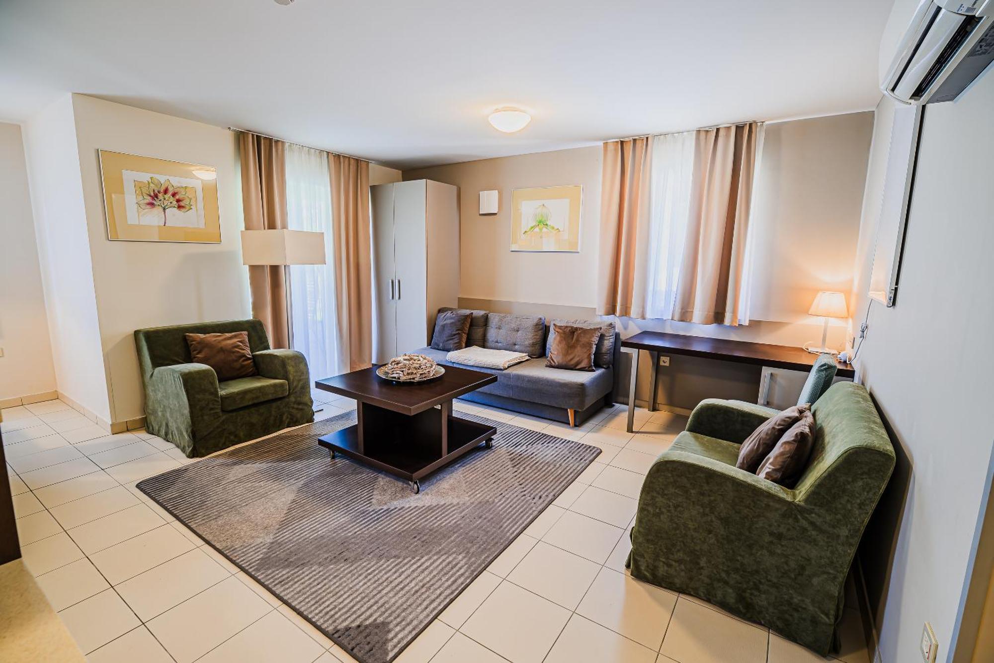 Apartman Marina Levant 203&202 *